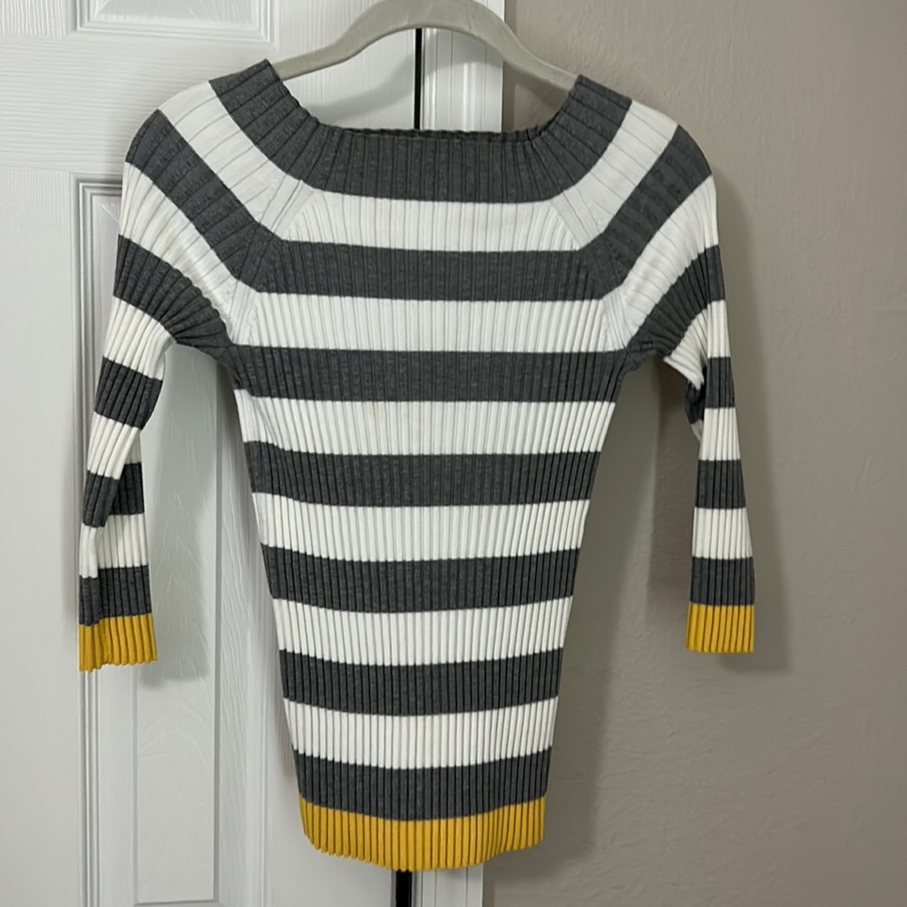 Medium Bailey 44 white and grey striped top